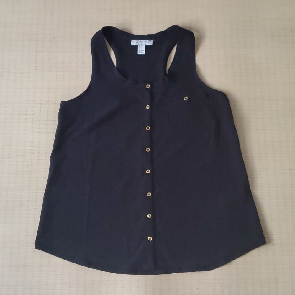 🌼Sleeve less Black Button down Shirt/Blouse